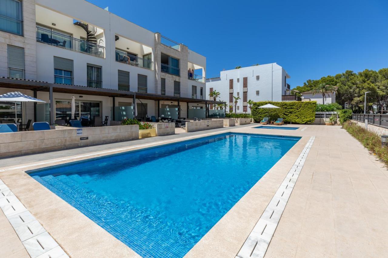 Apartment La Nau - Fantastic Apartment With Hot Tub And Pool, Just Steps Away From Beach Port de Pollença Eksteriør bilde