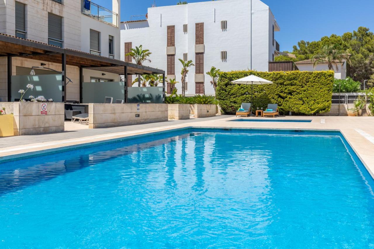 Apartment La Nau - Fantastic Apartment With Hot Tub And Pool, Just Steps Away From Beach Port de Pollença Eksteriør bilde